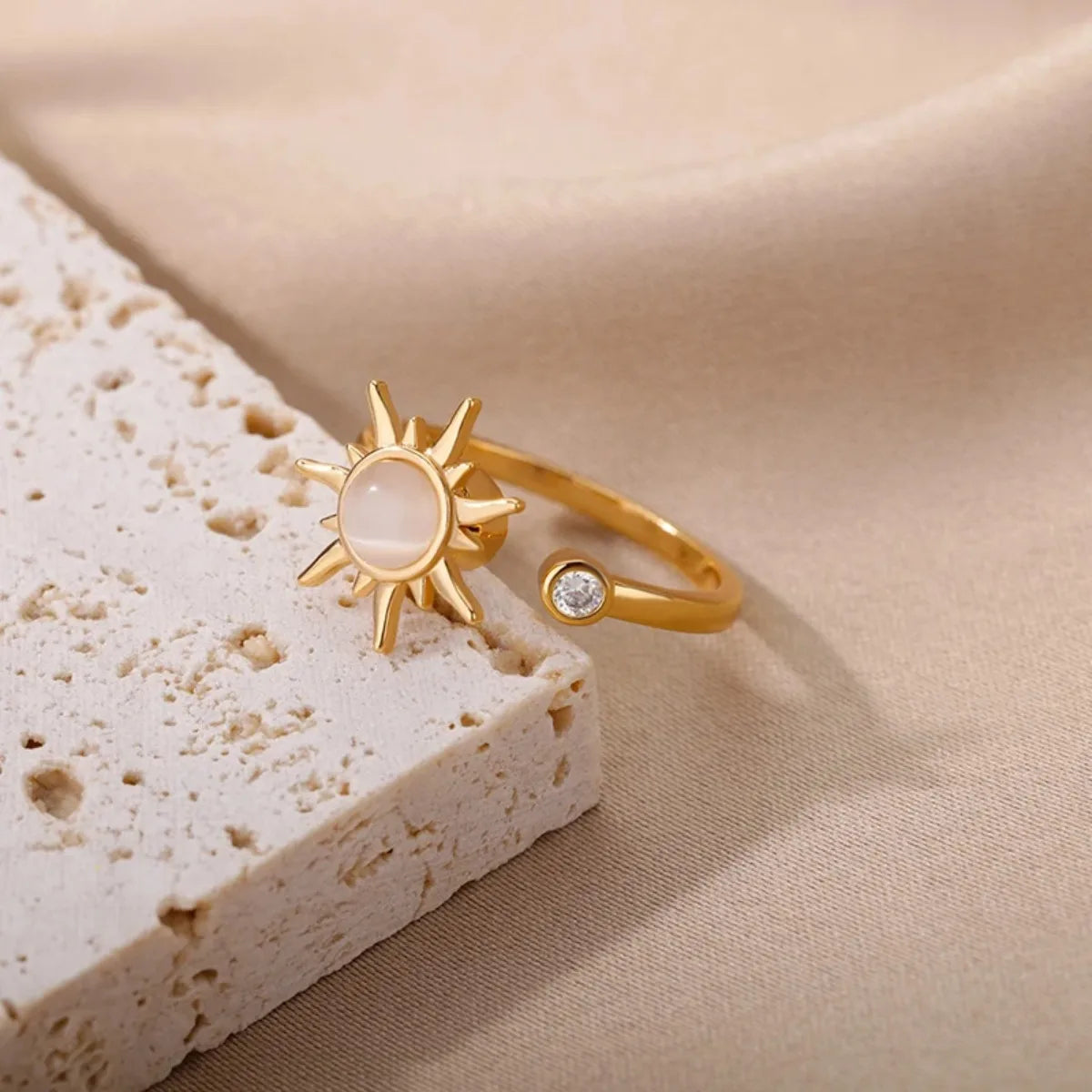 Memiya™ Sun Ring